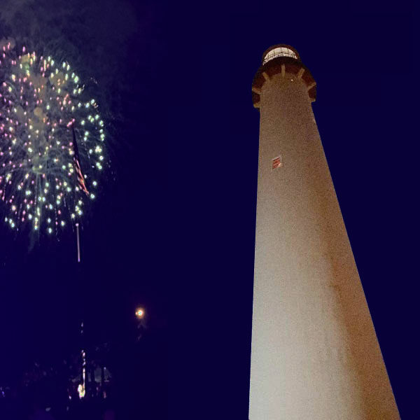 Fireworks2-LH-600