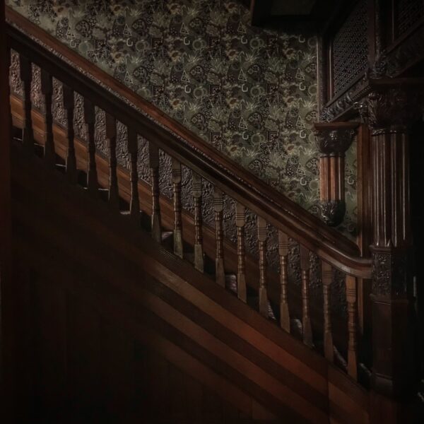 IMG_7244 dark staircase in a victorian house